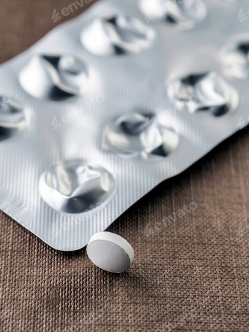 Preview: Blister with white pills, conceptual image