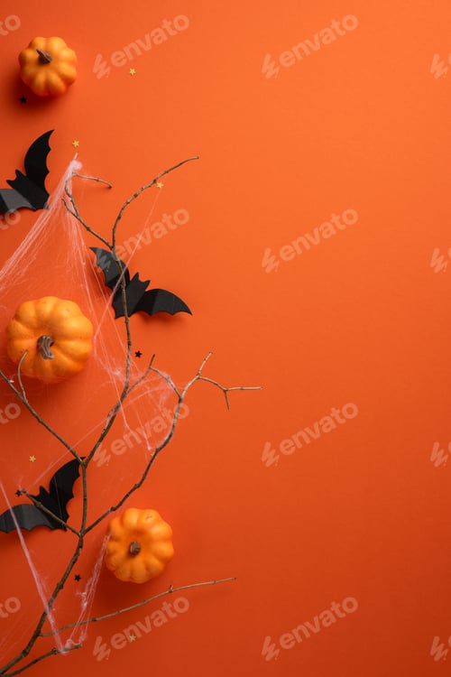 Preview: Festive Halloween vertical arrangement featuring pumpkins, bats