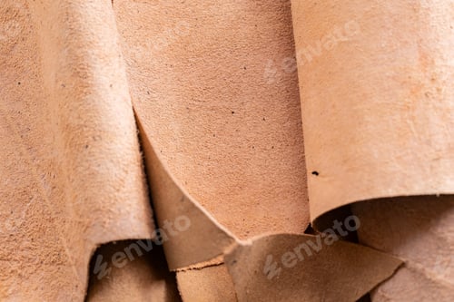 Preview: Scraps of rustic brown leather, for craft use