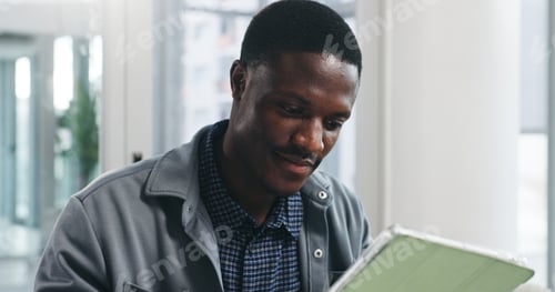 Preview: Black man, tablet and reading with website for business report, project planning