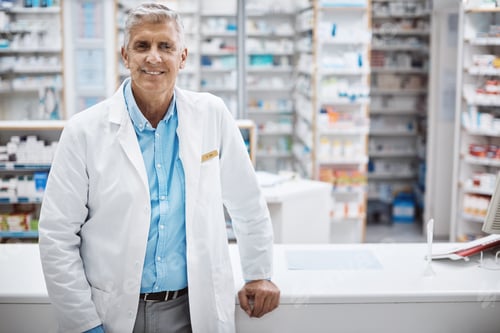 Preview: Mature, man or portrait with doctor in pharmacy for medical advice or healthcare service on counter