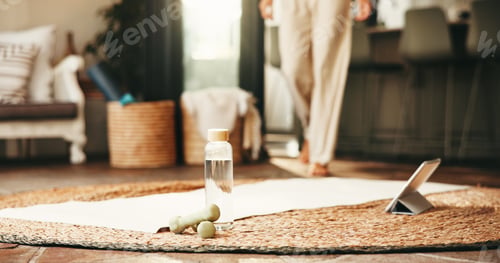 Preview: Water, dumbbells and person with tablet for fitness in home with online tutorial for workout