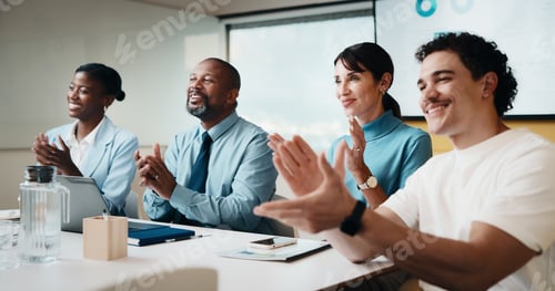 Preview: Applause, team and business people with smile at workshop, recognition and positive panel feedback