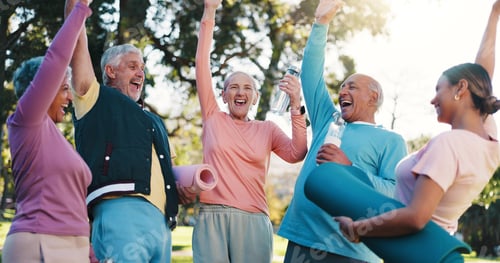Vista previa: Senior people, cheer together and fitness for huddle, solidarity or motivation support in outdoor