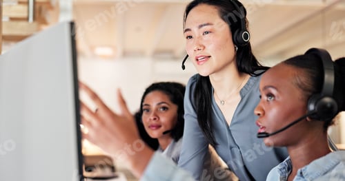 Preview: Women, headset and team with computer at call center for advice, insight