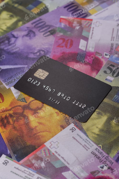Preview: A credit card for contactless cashless payments via a terminal or online. A credit card