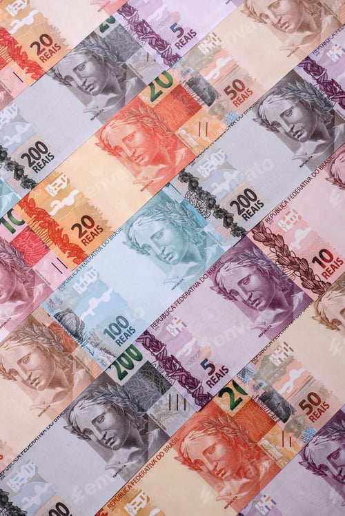 Preview: Brazilian paper money, real banknotes as currency for exchange or travel. Brazilian money