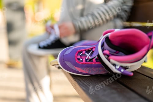 Preview: Inline Skate Is Lying On Bench