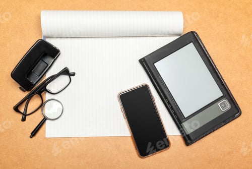 Preview: Office workspace shows items for planning and organizing tasks in a quiet environment