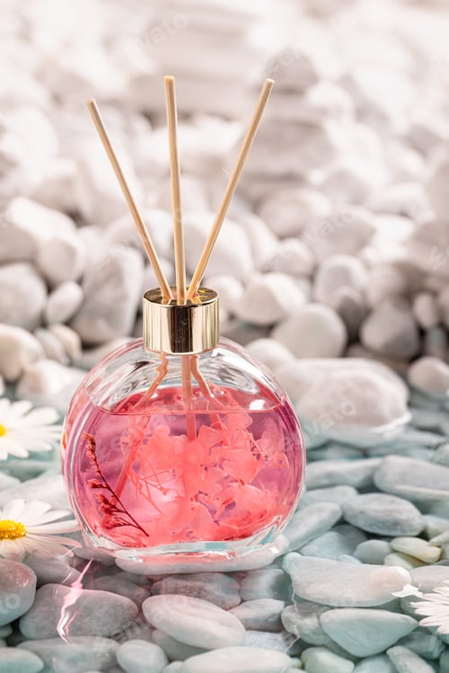Preview: Unique diffuser fragrance on the shore of sea ??white stones.
