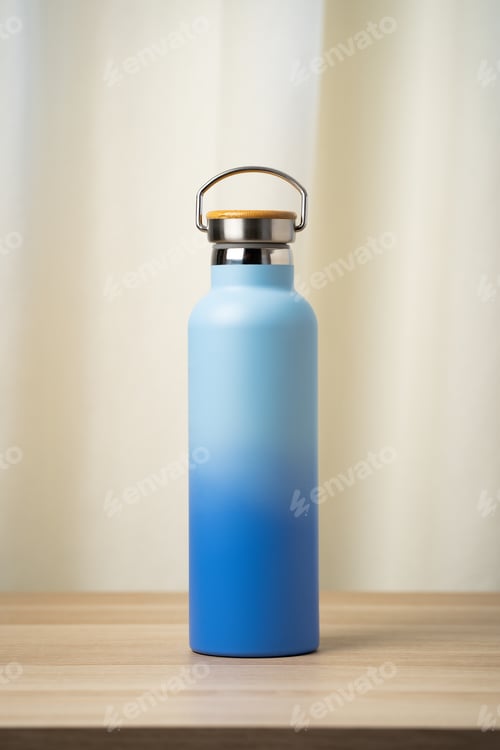 Preview: Blue Insulated Stainless Steel Water Bottle With Bamboo Cap Reusable Travel Thermos For Everyday Hyd