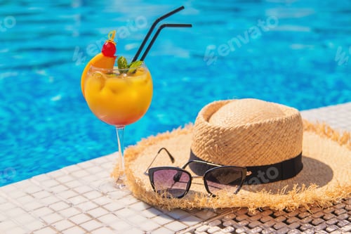 Preview: Nice cocktail by the pool. Selective focus.