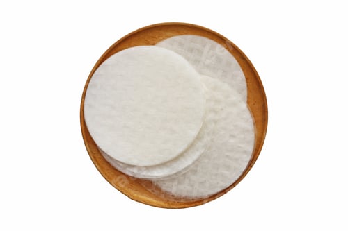 Preview: Stacked round sheets of Vietnamese rice paper