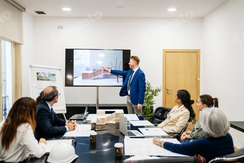 Preview: Real estate business team presenting architectural project