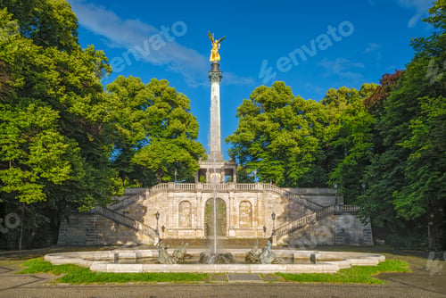 Preview: Friedensengel Angel of Peace monument with water fountain in Munich Germany
