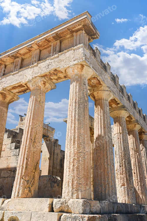 Preview: Temple of Aphaia Doric columns standing against blue sky