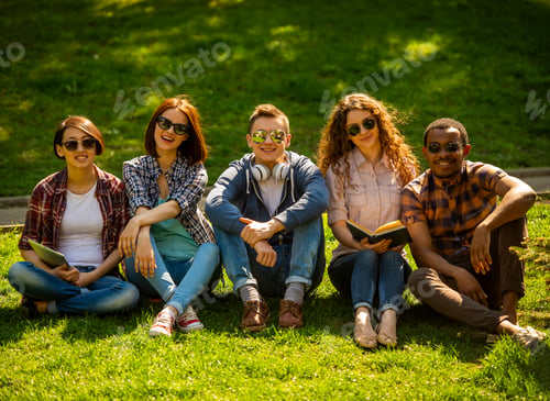 Preview: Diverse Student Friends.