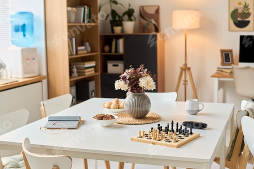 Preview: Home Retirement Home Area Showcasing Senior Lifestyle Setup