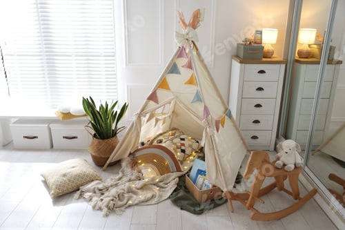 Preview: Cute wigwam with fairy lights and toys in stylish child's room