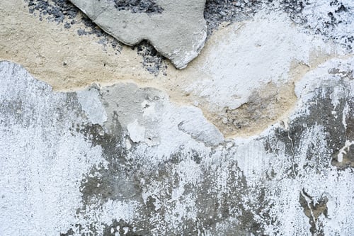 Preview: Cracked concrete wall surface texture with peeling paint