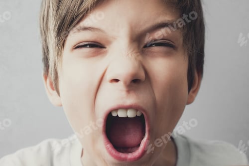 Preview: Angry boy screams