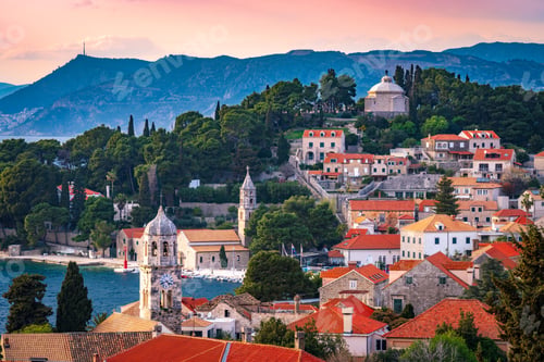 Preview: Cavtat, Croatia at Dusk