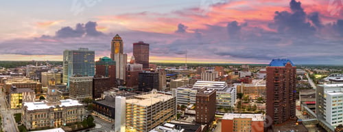 Preview: Des Moines, Iowa, USA Downtown City Skyline