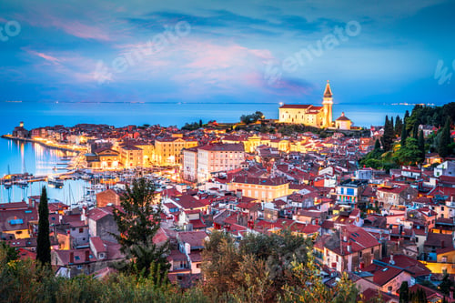 Preview: Piran, Slovenia Old Town View