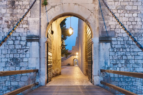 Preview: Dubrovnik, Croatia at the Ploce Gate