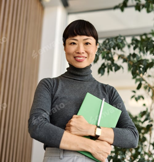 Preview: Business Meeting Businesswoman Woman Office Portrait Entrepreneur Occupation Job Career Confident Te