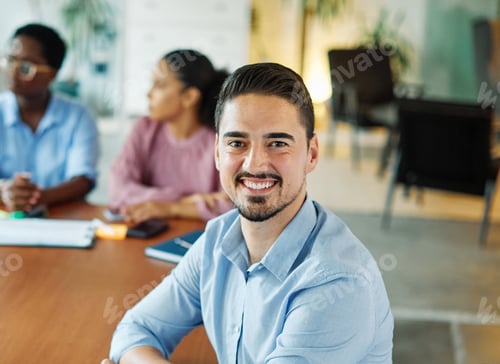 Preview: Young Business Meeting Office Portrait Man Businessman Startup Creative Start up Tablet Computer Tec