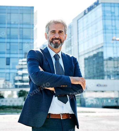 Preview: Senior Businessman Office Building Outdoor City Gray Hair Business Suit Lawyer Executive Entrepreneu