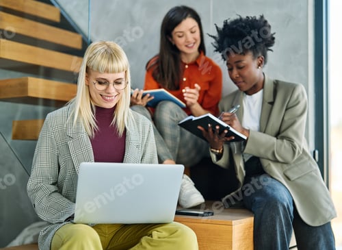 Preview: Young Business People Meeting Office Portrait Woman Businesswoman Teamwork Group Success Corporate C