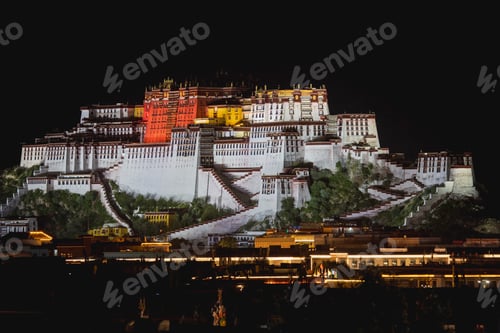 Preview: Potala Palace at Dusk
Lhasa, Autonomous Region of Tibet