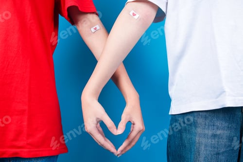 Preview: Heart Shape With Two Hands Promoting Blood Donation For World Donor Day