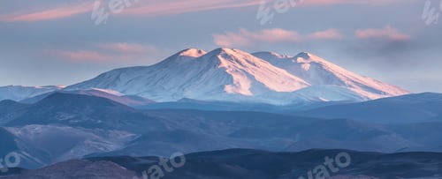 Preview: Lake in Argentina