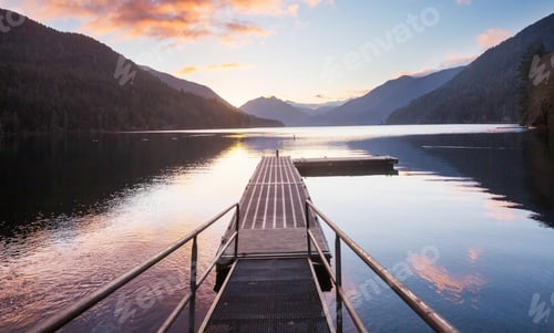 Preview: Crescent lake