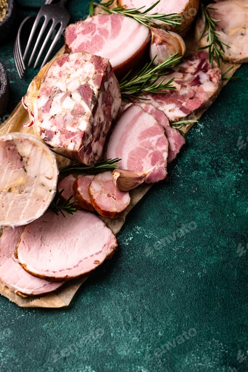 Preview: Different meat, sausages, ham and smoked pork