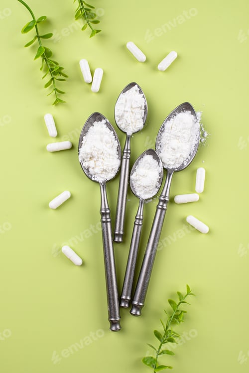 Preview: Collagen powder and pills. Healthy supplement