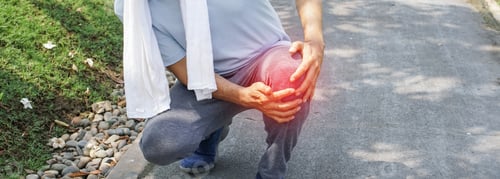 Preview: Man falling down and getting knee hurt from exercise