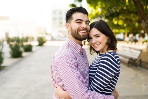Preview: Portrait of a beautiful couple outdoors