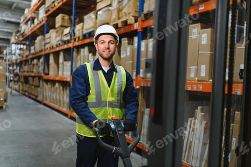 Preview: Storehouse manager supervising the lift truck operator