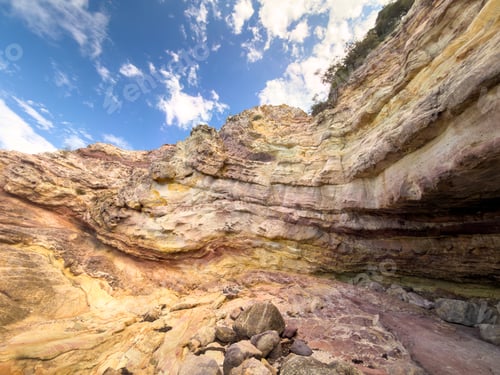 Preview: Aslings Beach Rock Pool Cliffs