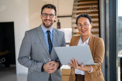Preview: Multicultural business professionals in office, teamwork to achieve corporate success together