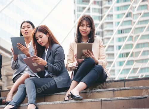 Preview: Businesswomen Partner use digital tablet online meeting team Partnership businesswoman talking toget