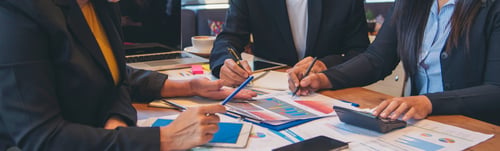 Preview: Banner Group of business people meeting in conference room. Panorama Asian businesspeople brainstorm