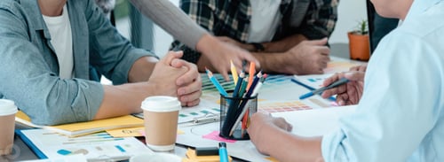 Preview: Banner Diversity multiethnic team group of business people Present meeting conference room brainstor
