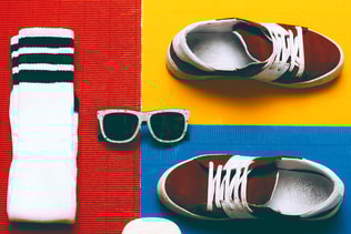 Set skateboarder. Sneakers, socks, skateboard. Eyeglasses. Urban